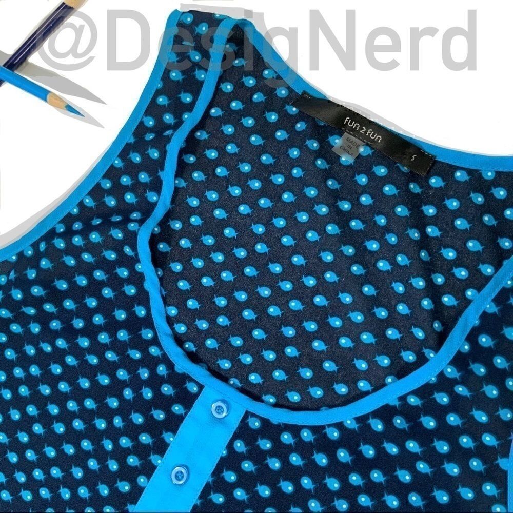MODCLOTH RACERBACK HENLEY TANK TOP IN BLUE FISH TINY PRINT WOMEN’S SIZE SMALL - Picture 2 of 10